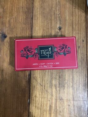 Red Rose Triple Soap Gift Set